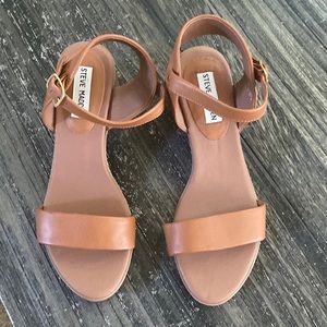 Steve Madden Leather sandals~ New